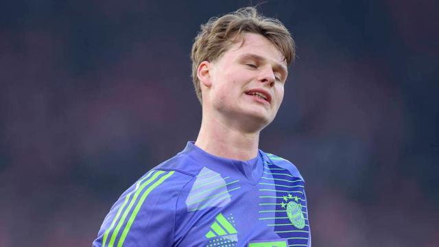 1742121664274072060.jpg 乐鱼官网-从赢不了强队到不会虐菜?孔氏拜仁酝酿下一波反攻