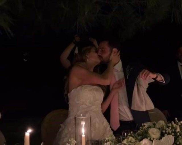 乐鱼app-B席月初结婚 妻子怀孕6个月 或先租后买加盟巴萨？